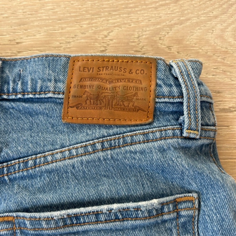 Levis Premium Ribcage Shorts 26 Blue Denim High Rise Be Happy Embroidered Short - Picture 6 of 9